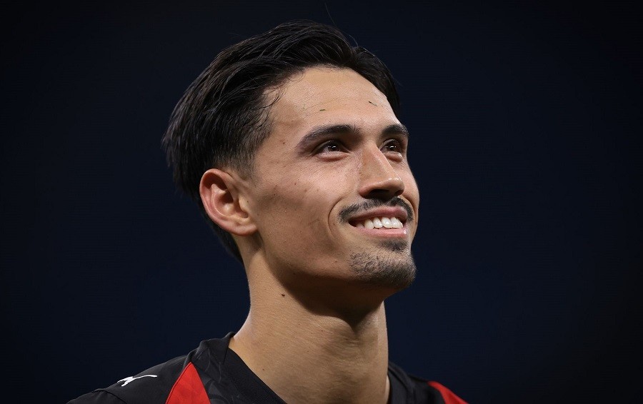 Tiền vệ Tijjani Reijnders của AC Milan đang được Man City đàm phán chiêu mộ
